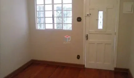 Casa Antiga em ótima localização