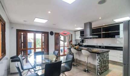 Casa com 250 m² localizado no Bairro Monumento em São Paulo.