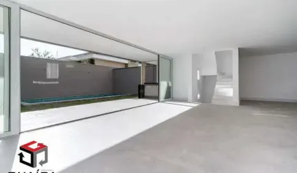 Casa de Condomínio com 4 Quartos e 6 banheiros à Venda, 367 m²