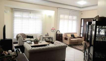 Casa térrea assobradada com 350m² localizado no Bairro Planalto Paulista em São Paulo.