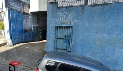 Galpão em Saúde com 864m²