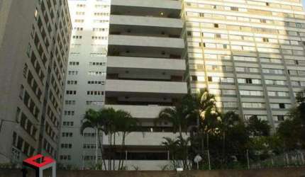 Apartamento em Santa Cecília com 245m²