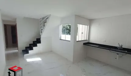 Cobertura á venda com 2 dormitórios sendo 1 suíte e 1 vaga na Vila Assunção - Santo André/SP