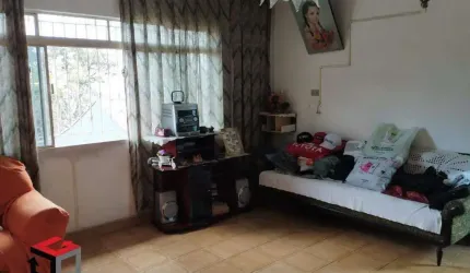 Sobrado à venda 4 quartos 1 suíte 2 vagas Curuçá - Santo André - SP