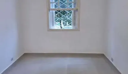 Apartamento em Aclimação com 130m²
