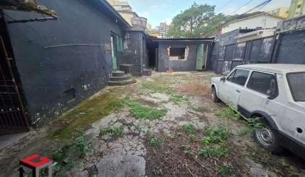 TERRENO PLANO COM 354M2, COM CONSTRUCAO ANTIGA NO LOCAL..