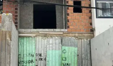 Sobrado à venda 3 quartos 3 suítes 4 vagas Maria Adelaide - São Bernardo do Campo - SP