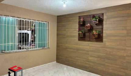 Casa à venda 3 quartos 1 suíte 2 vagas Alzira - Santo André - SP