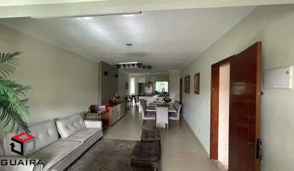 Sobrado à venda 3 quartos 1 suíte 2 vagas Vila Bela Vista - Santo André - SP