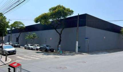 Terreno 3000 metros, 3300 metros de area construida, Zoneamento ZM