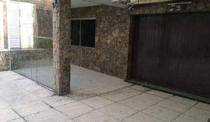 Sobrado à venda 3 quartos 2 suítes 12 vagas Rudge Ramos - São Bernardo do Campo - SP