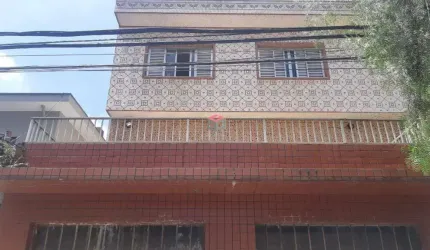 Sobrado de 236m² localizado no Jardim do Mar em São Bernardo do Campo - SP.