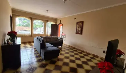 Casa à venda 4 quartos 1 vaga Cerâmica - São Caetano do Sul - SP