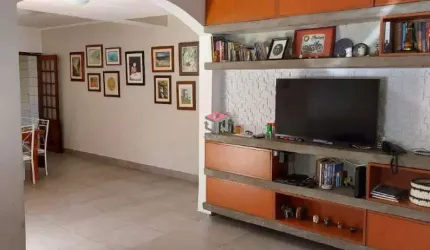 Sobrado à venda 3 quartos 1 suíte 2 vagas Jordanópolis - São Bernardo do Campo - SP