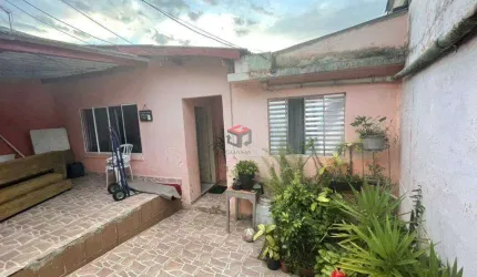 Casa de 125m² localizada no Jardim Stella em Santo André - SP.