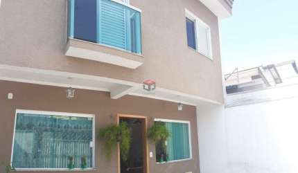 Sobrado 90 m² Localizado No Bairro Alice Santo André