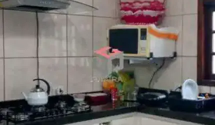 Sobrado com 180 m² Localizado no Bairro em Piraporinha - Diadema