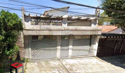 Sobrado com 176m² localizado no Bairro Assunção em São Bernardo do Campo - SP.