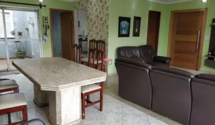 Sobrado à venda 3 quartos 1 suíte 4 vagas Canhema - Diadema - SP
