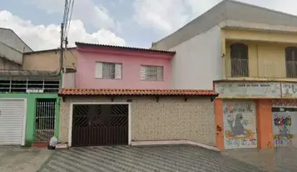 Sobrado com 158 m² Localizado no Jardim do Estádio em Santo André.