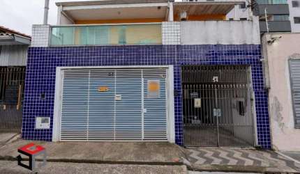Sobrado com 186 m² localizado no Bairro Rudge Ramos em São Bernardo do Campo/SP.