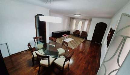Sobrado de 228 m² no Rudge Ramos em São Bernardo Do Campo/SP.