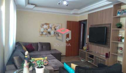 Sobrado com 240 m² localizado no Centro de São Bernardo do Campo/SP.