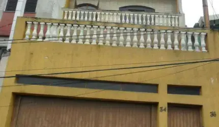Sobrado com 510 m² localizado no Centro de São Bernardo do Campo / SP.