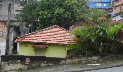 Terreno de 400 m² no Bairro Ferrazópolis em São Bernardo do Campo - SP