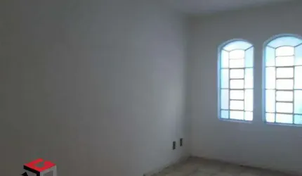 Sobrado à venda 2 quartos 2 vagas Santa Maria - Santo André - SP