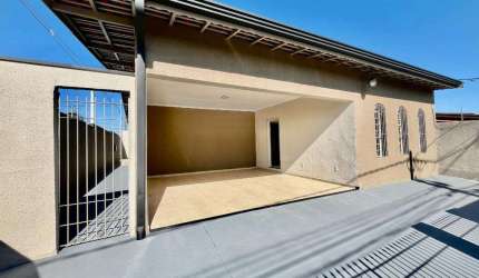 Casa para venda ou aluguel no bairro Jardim Nova Europa, com 3 quartos, 1 suite na cidade de Campinas