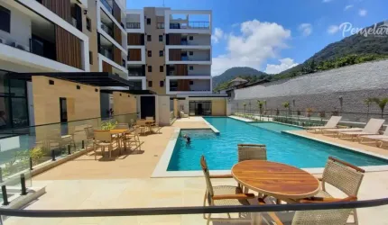 Ubatuba - Apartamento alto padrão com 2 suítes e lazer completo : Pé na areia