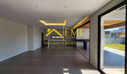 Casa com 5 suítes no Urbanova e piscina. Terreno com 640m2
