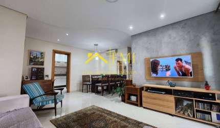 Apartamento com 3 dorm (1 suíte) no Jardim Aquárius
