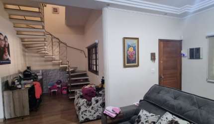 Casa  em Ribeirão Pires, aceita financiamento bancário