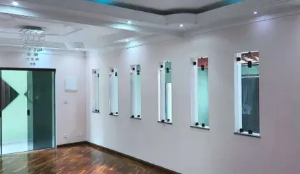 Casa para venda tem 300 metros quadrados com dormitórios, 01 suíte