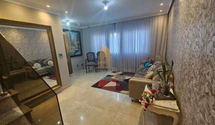 CASA ASSOBRADADA DE 385m² COM 4 QUARTOS , 1 SUITE , 5 BANHEIROS E 2 VAGAS Á VENDA NO BAIRRO SAUDE