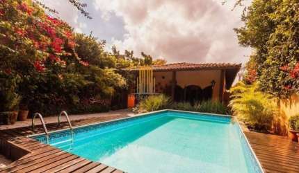 Casa Sobrado à venda no Jardim Leonor de 500m² com 4 dormitórios sendo 2 suítes e 5 vagas de garagem