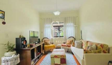 SOBRADO RESIDENCIAL DE 168M² POSSUI 5 DORM (2 SUÍTES), 2 SALAS E 3 VAGAS À VENDA NA REGIÃO DE SAÚDE.