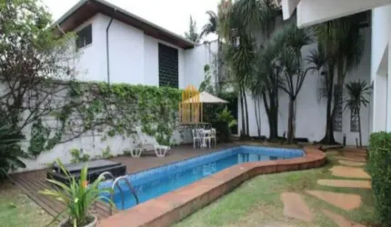 Brooklin Paulista - SP, Casa Residencial de 550m² com 4 dormitórios, 2 suítes, 7 vagas.