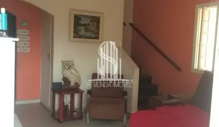 Casa Assobradada em Vila Sônia com 240m2 3 dormitórios 3 dormitórios 2 vagas de garagem.  Vila Sônia