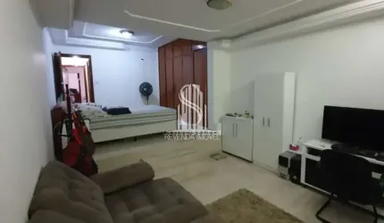 Campo Belo - Sobrado de 131m² com 03 dormitórios e 01 vaga.