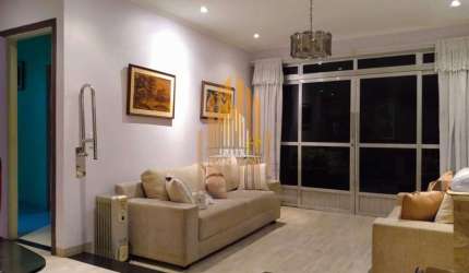 SANTO AMARO - CASA DE 165M² COM 3 DORMITÓRIOS, 3 SUÍTES E 5 VAGAS.