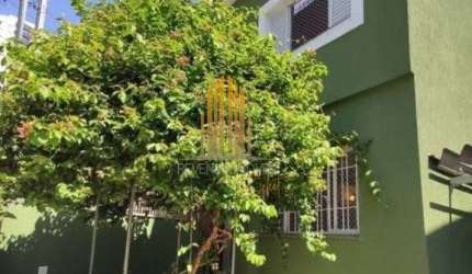 POMPEIA - CASA ASSOBRADADA DE 160m² COM 4 QUARTOS, 1 SUITE, 3 BANHEIROS E 3 VAGAS.