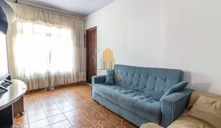 Santo Amaro - Casa de 150m² com 3 dormitórios, 2 banheiros e 2 vagas.