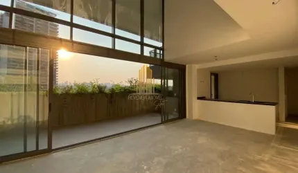 Condomínio Parque Global em Real Parque - Apartamento Duplex de 325m² com 4 suítes e 5 vagas.