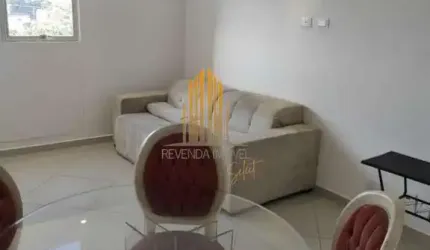 Condomínio - Celia IV. Apto de 67m². 2 dormitório, banheiro social e 1 vaga. No bairro - Vila Sonia.