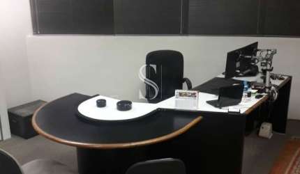 EDIFICIO CORP OFFICE CONJUNTO COMERCIAL DE 88M² COM 2 SALAS, 4 BANHEIROS E 2 VAGAS EM MOEMA - SP.