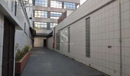 PINHEIROS, ÁREA COMERCIAL DE 1000M², 1 Loja térrea, 1 Sobrado, e 1 Prédio com elevador à venda.
