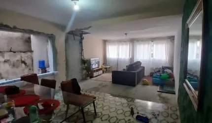 Vila Sônia, Sobrado Residencial de 150m² com 2 dormitórios, 1 suíte e 2 vagas.